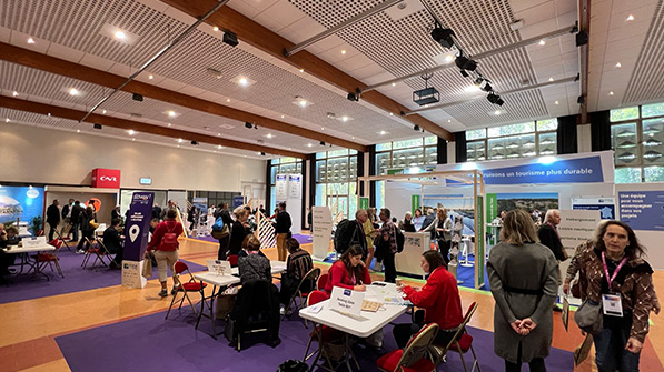 salon-palais-des-congres-arles-2